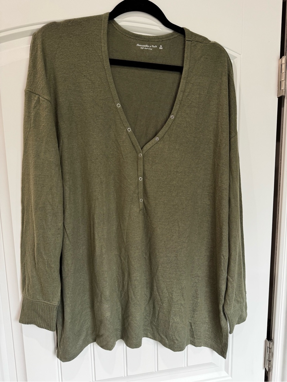 NWT Abercrombie Soft A&F Cozy Olive Henley Long Sleeve Top XL